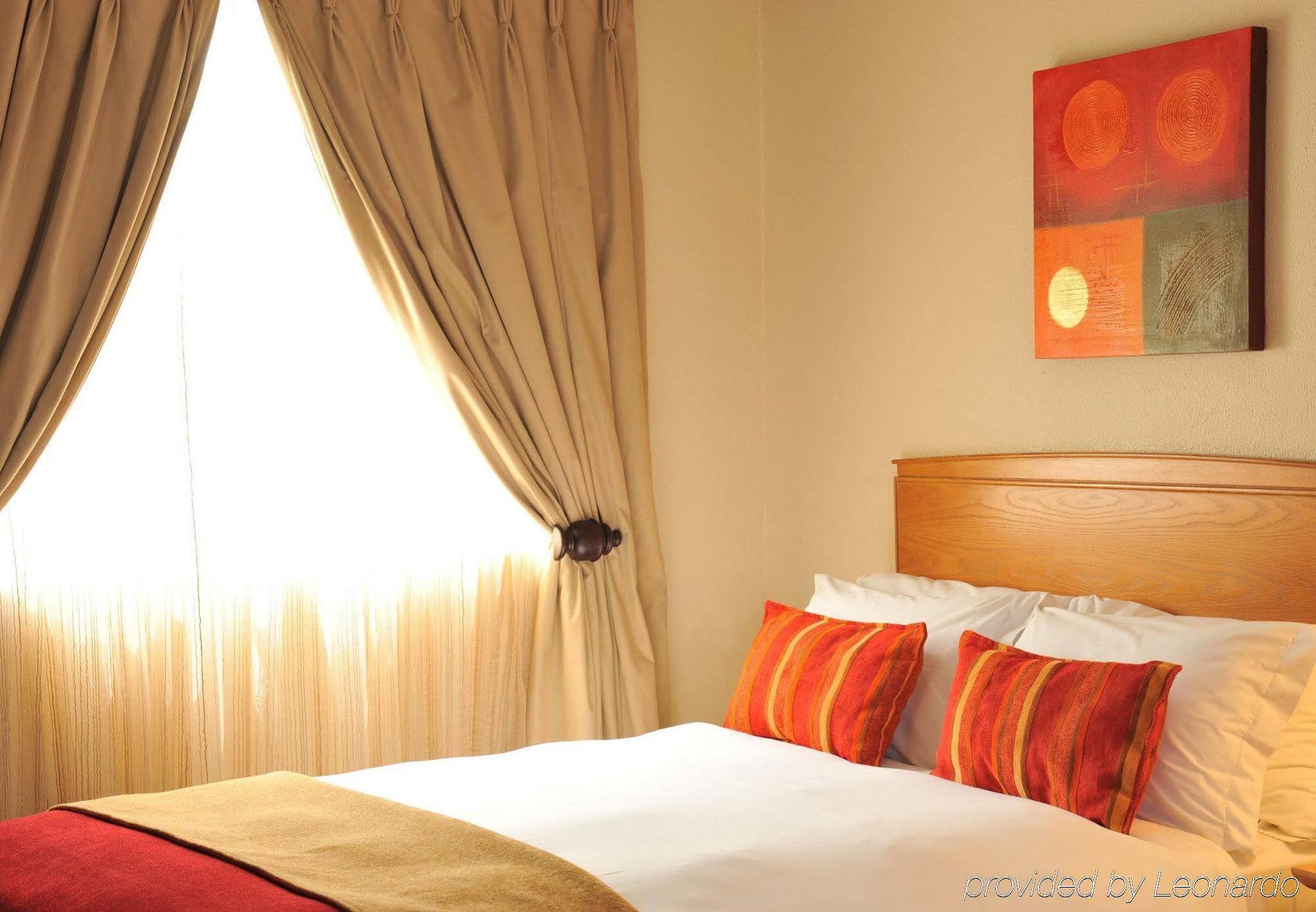 Protea Hotel By Marriott Polokwane Landmark Exterior photo