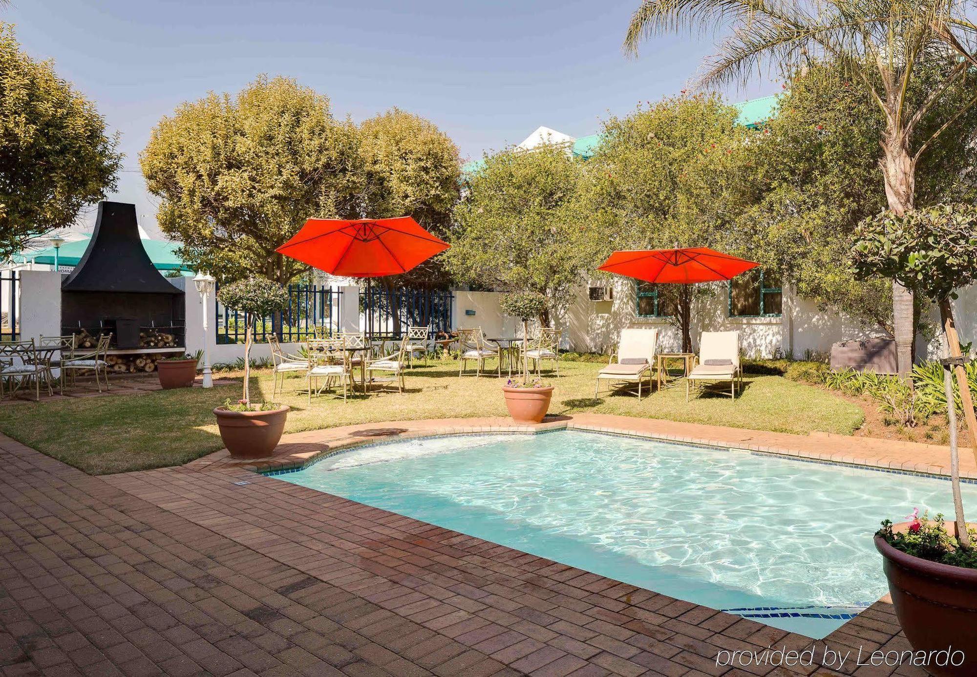 Protea Hotel By Marriott Polokwane Landmark Exterior photo