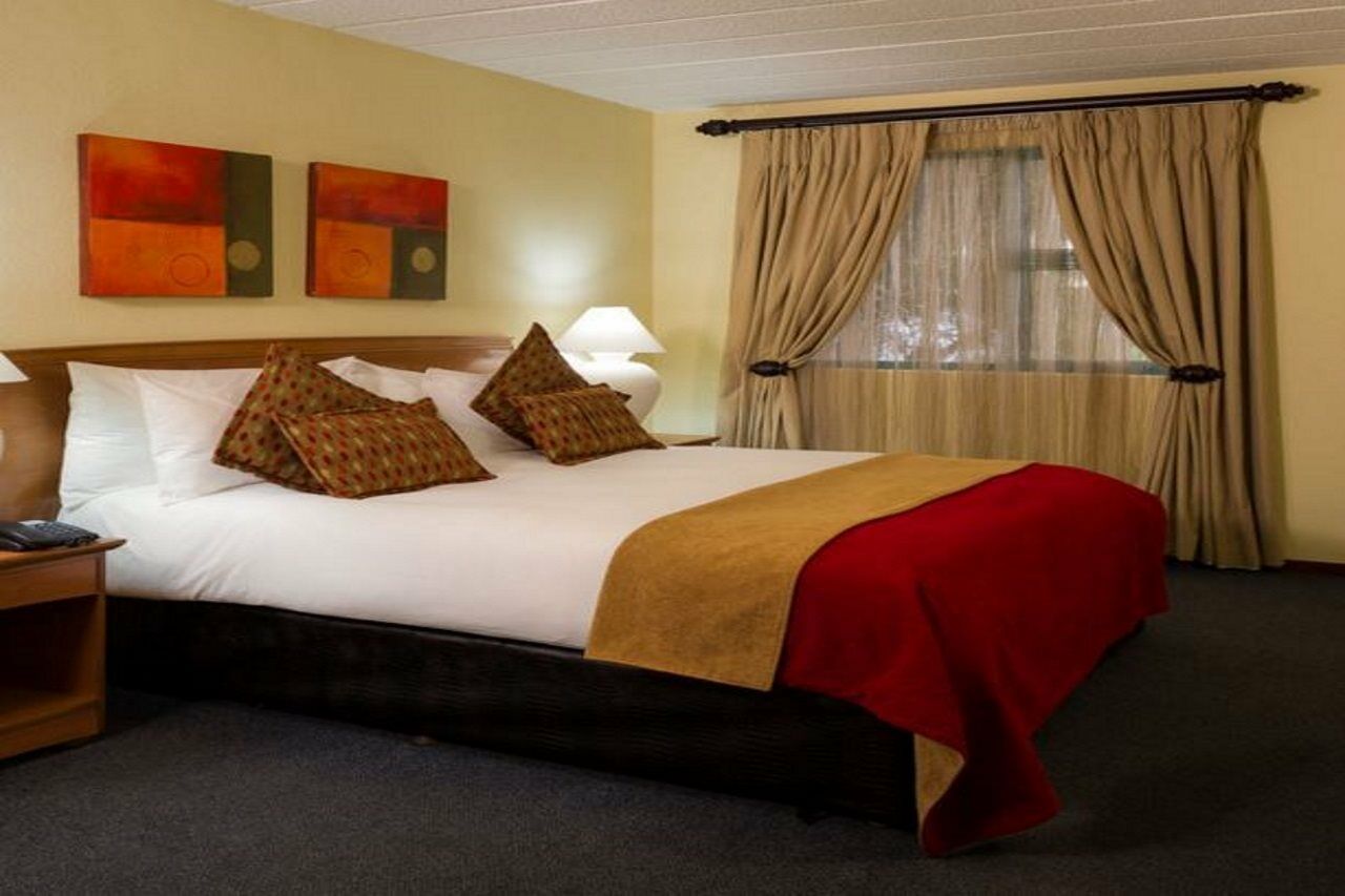 Protea Hotel By Marriott Polokwane Landmark Exterior photo